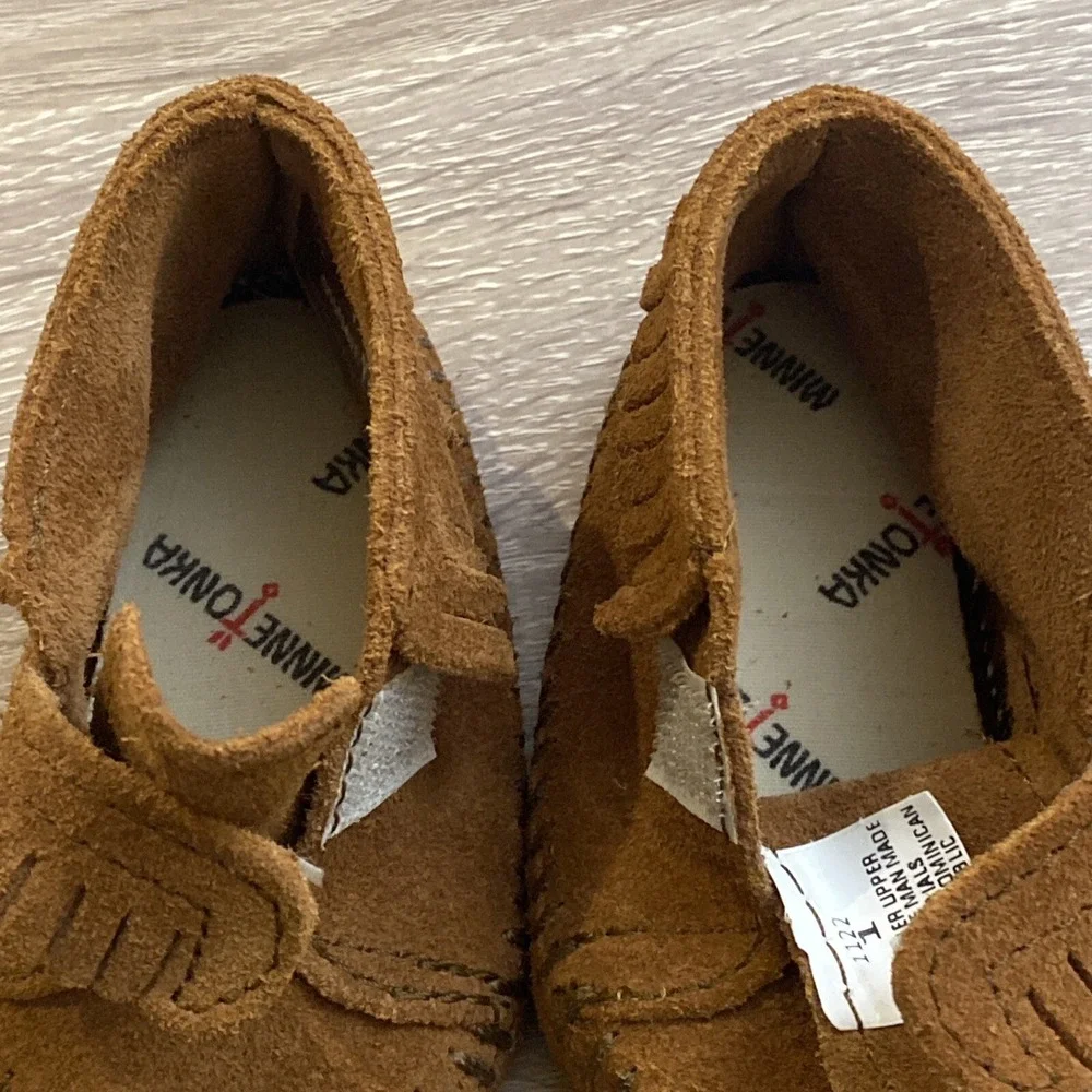 Minnetonka Youth Suede Leather Soft Sole Moccasin Boot Toddler Baby Size 1 EUC